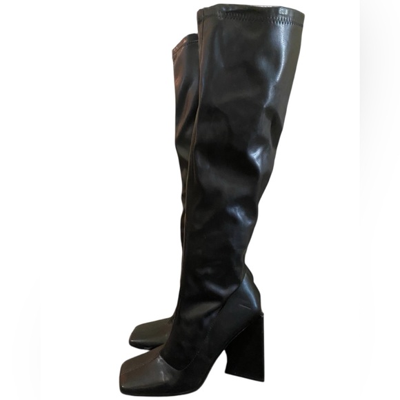 Dolls Kill Mixx Shuz Black Size 8 Perla Knee High Boots Triangle Heel Whimsigoth - Picture 7 of 13